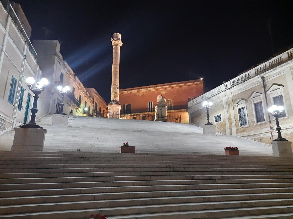 Appartamento Casa MiMà: locazione turistica nel centro storico Brindisi Esterno foto