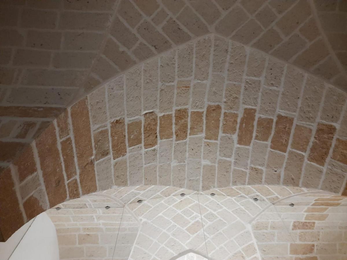 Appartamento Casa MiMà: locazione turistica nel centro storico Brindisi Esterno foto